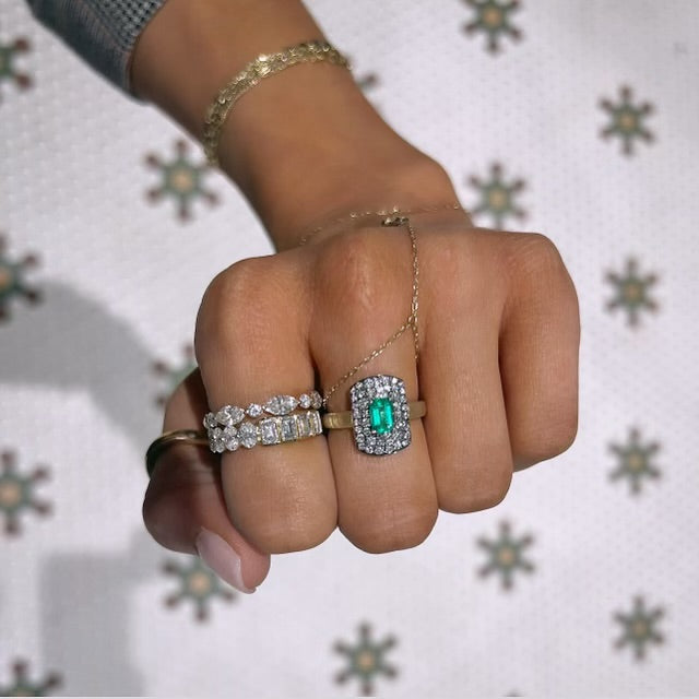 14K Yellow Gold 1.44ctw Baguette/Oval Diamond Band