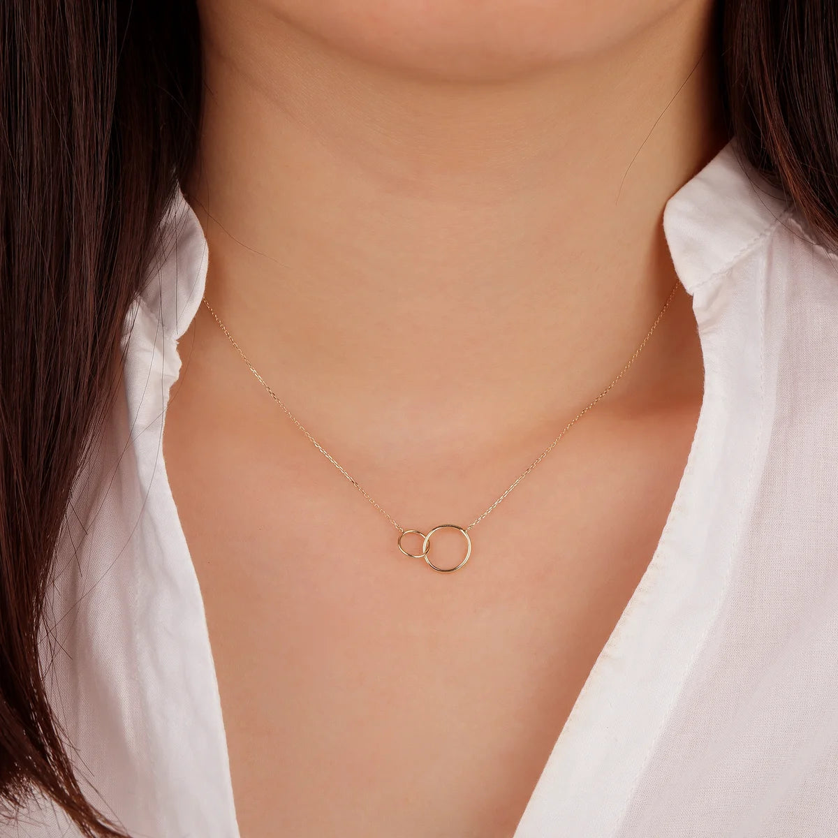 HELEN | 14K Gold Interlinked Circles Necklace
