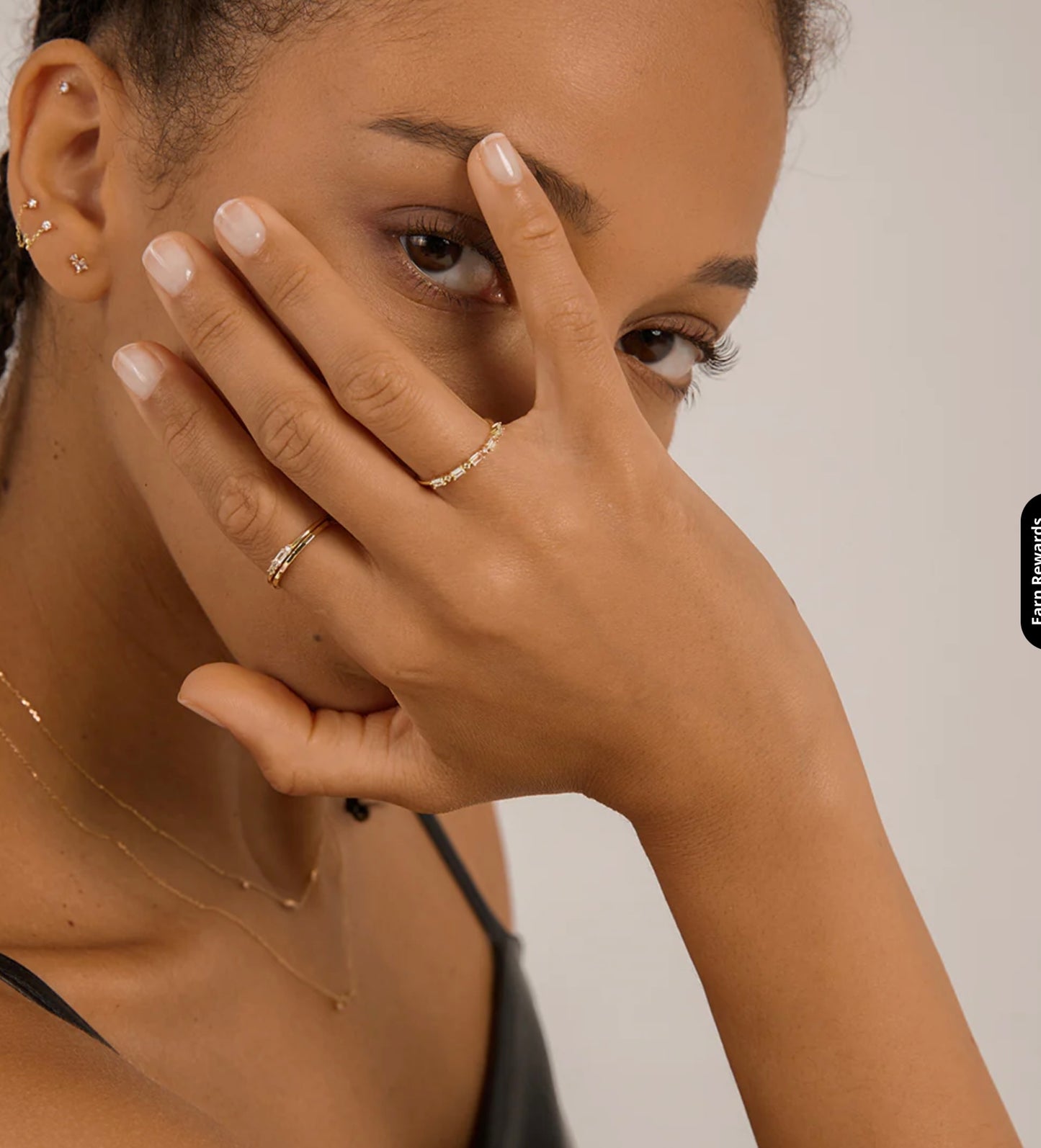 LUNA | 14K Yellow Gold Baguette and Round White Sapphire Band Ring