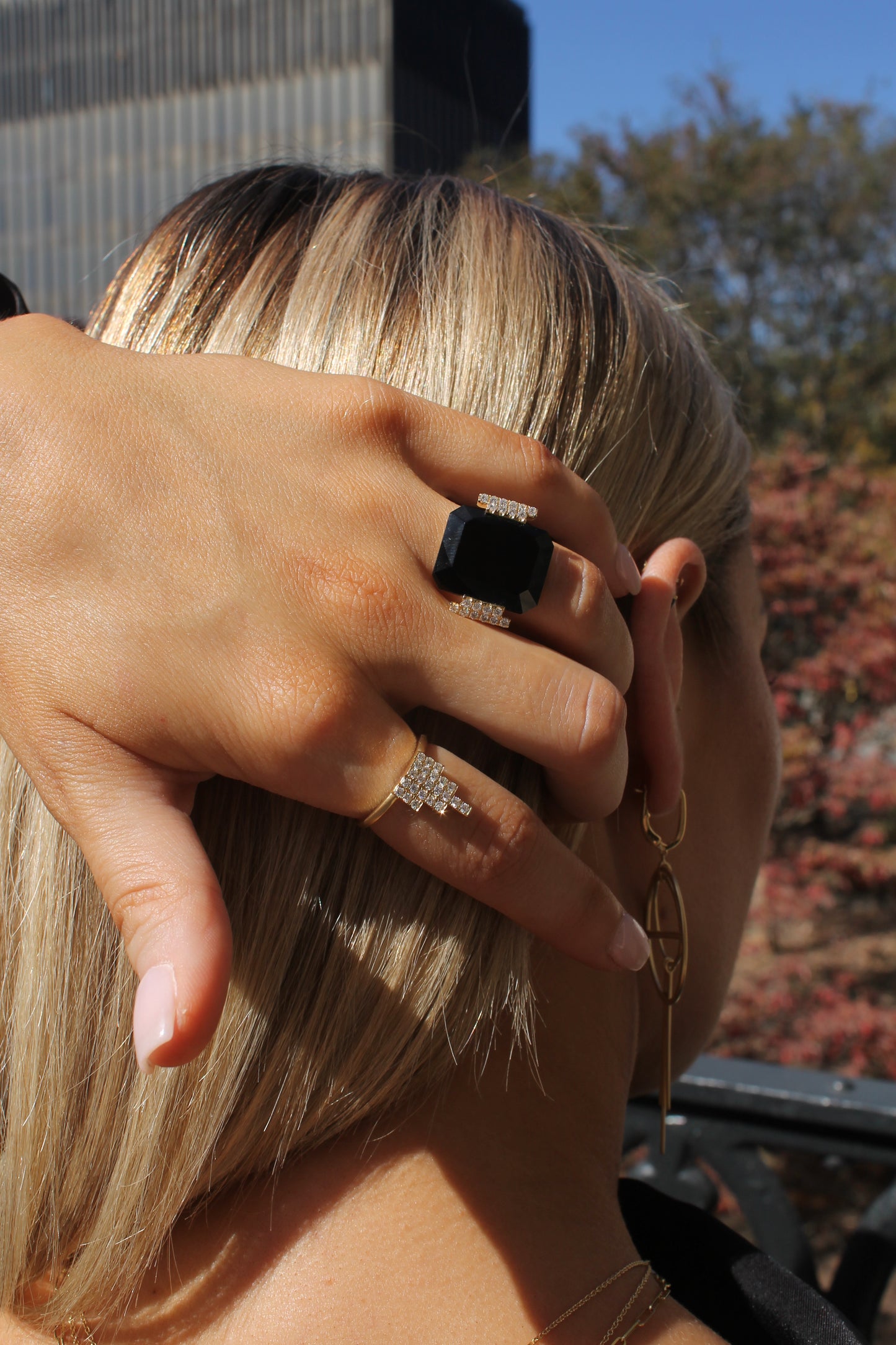 18K Yellow Gold Black Onyx & Diamond Ring