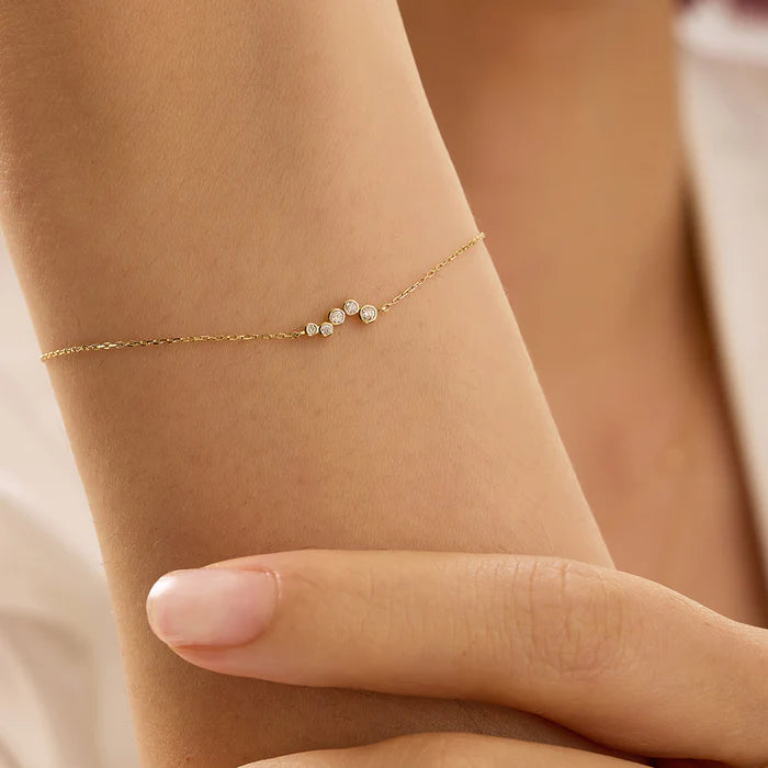 KATRINA | 14K Yellow Gold Diamond Wave Bracelet