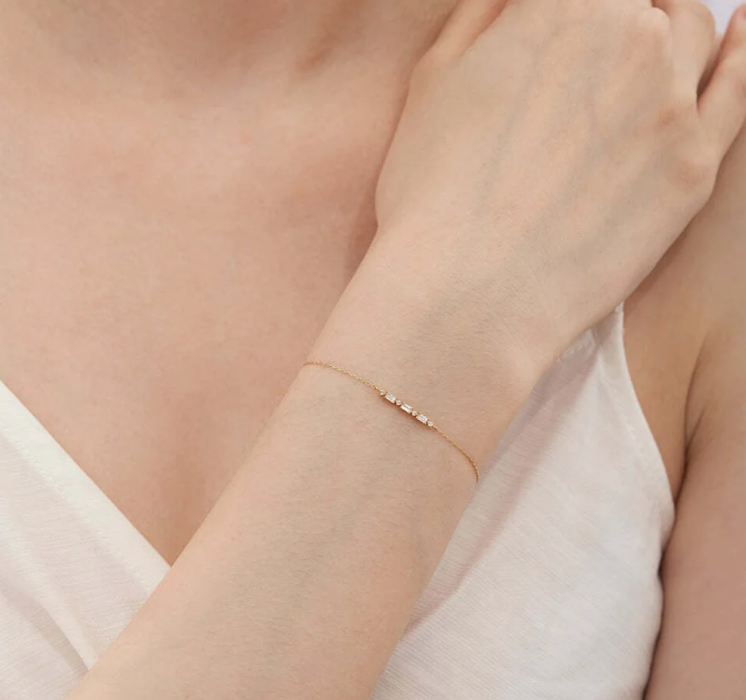 AMELIA | 14K Yellow Gold White Sapphire Baguette Bracelet