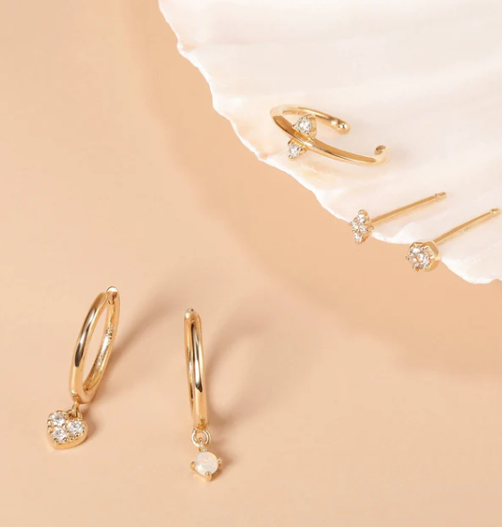 DEITY | 14K Yellow Gold Duo Diamond Ear Cuff