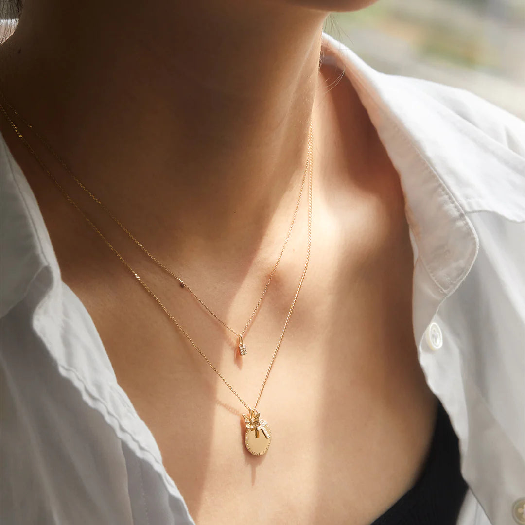ESTHER | 14K Yellow Gold Diamond Cross Pendant