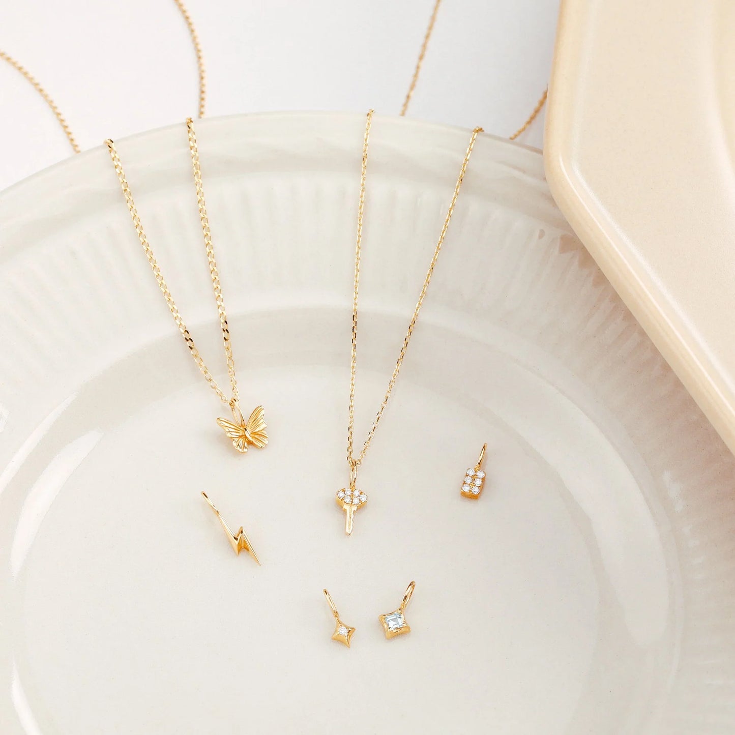 JOSIE | 14K Yellow Gold Curb Chain