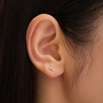 SALLY | 14K Yellow Gold Diamond Small Wave Piercing Earring Front
