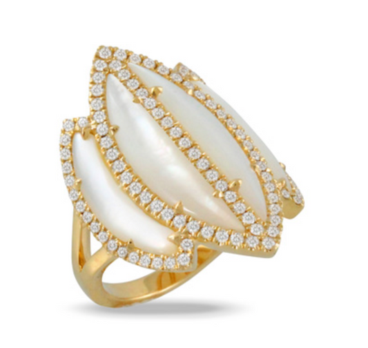 18K Yellow Gold Mother of Pearl & Diamond Ring