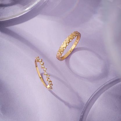 HAZEL | 14K Yellow Gold Diamond Band